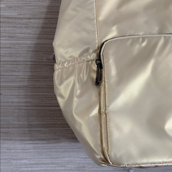 Lug Ditty XL Drawstring Convertible Tote Bag Metallic - Picture 5 of 9